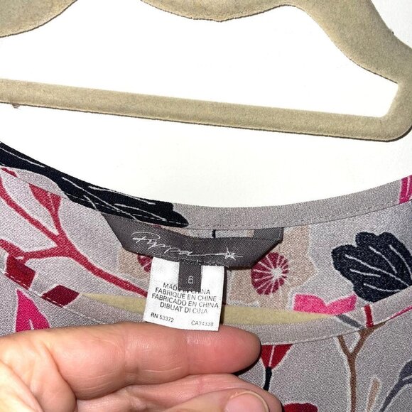 Pippa Asian Floral Print Blouse Womens Size 6 Elastic Waist Polyester Pullover - Picture 4 of 7